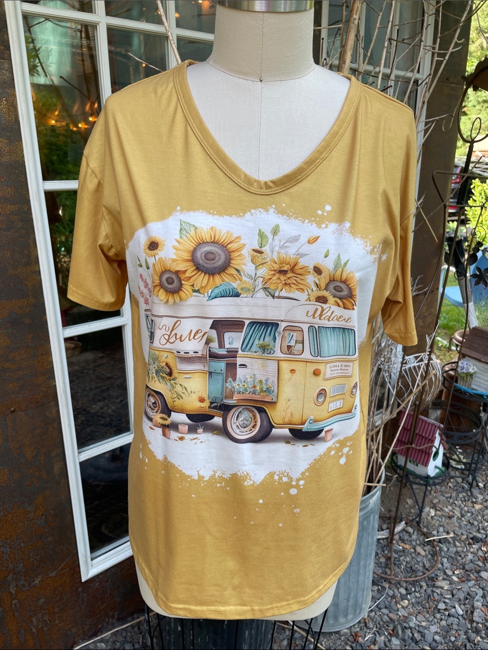 Retro V.W Camper Buss Graphic Tee in Mustard